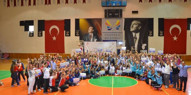 Bayanlar Türkiye 4. Voleybol Şampiyonası Sona Erdi