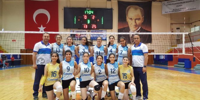 Merinosspor Bayan Yıldız Volyebol Takımı Türkiye Finallerine Katılıyor