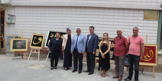 Sanat Sokağında Rölyef Ve Seramik Sergisi