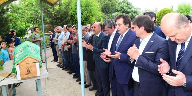 Müezzinoğlu: “İlim, İrfan Bir Kolumuz, Barış Ve Hoşgörü Diğer Kolumuz Olmalı”