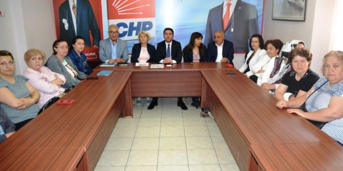 Chp’den ‘Pembe Trambüs’ Eleştirisi