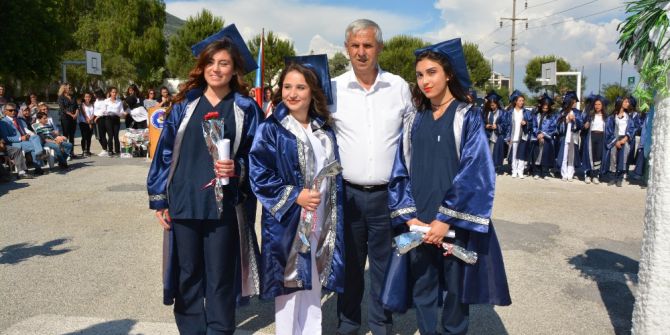 Söke Sağlık Meslek Lisesi 3 Bölümde Son Mezunlarını Verdi
