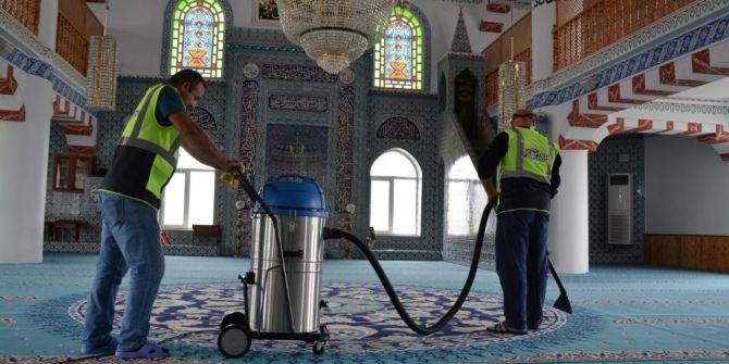 Kartepe’de Camiileri Ramazana Hazır