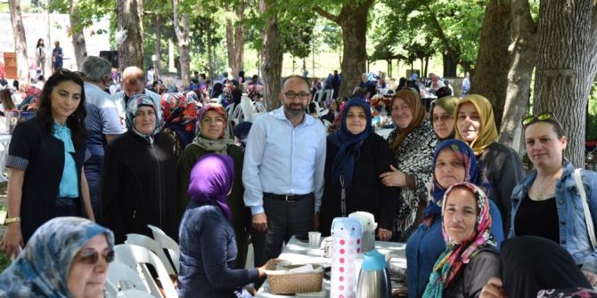 Kartepe Kadınlar Kulübünden Yaza Merhaba Pikniği