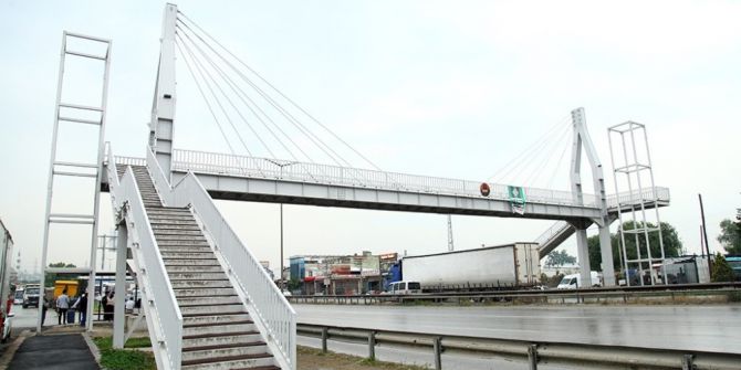 Yaya Üst Geçit Yapım Çalışmaları Sürüyor