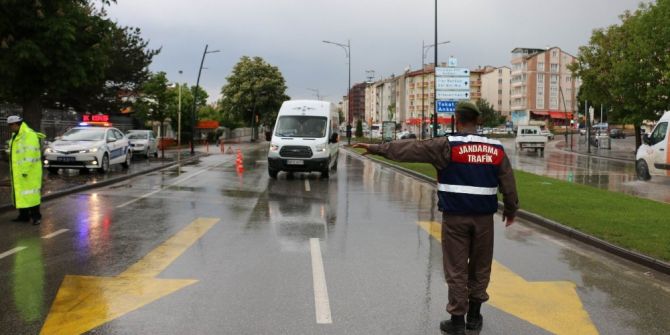 Sivas’ta Polis Ve Jandarmadan Ortak Trafik Uygulaması