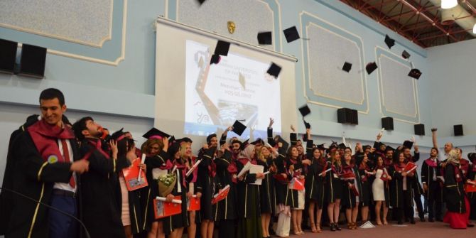 Harran Tıp Fakültesinde Mezuniyet Heyecanı