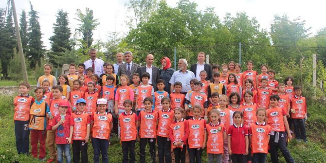 Bin Meşe Bin Umut İçin Dikildi