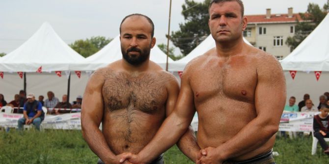 4. Geleneksel Umurbey Yağlı Pehlivan Güreşleri