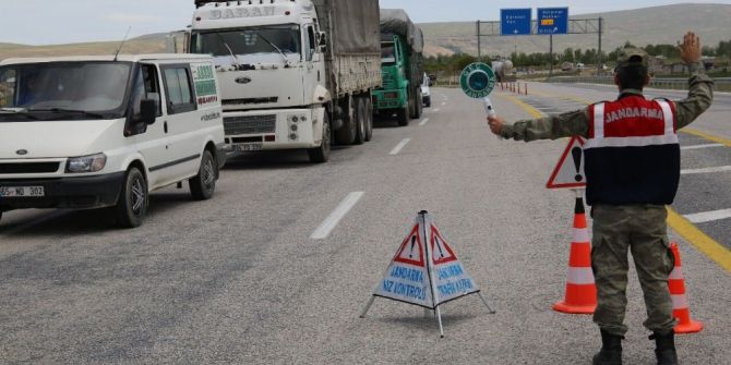 Emniyet Ve Jandarmadan İlk Kez Eş Zamanlı Uygulama