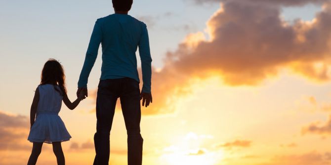 Babalar Kız Çocuklarıyla Daha Çok İlgileniyor