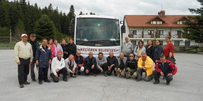 Keçiörenli Emekliler Dorukkaya’da Doğa Yürüyüşü Yaptı