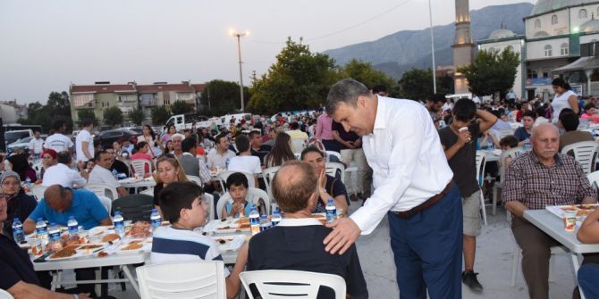 Yunusemre’de Ramazan Dopdolu Geçecek