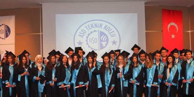Aso Teknik Koleji’nde Mezuniyet Sevinci