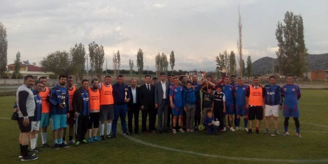 Acıgöl’de Kurumlar Arası Futbol Turnuvası Sona Erdi
