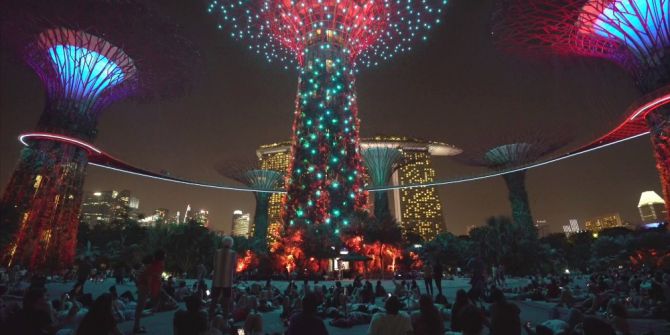 Ağaçların Dansı, İzleyenleri Büyülüyor