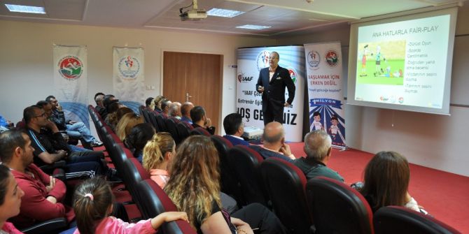 Erzincan’da “Iaaf Çocuk Atletizmi” Semineri
