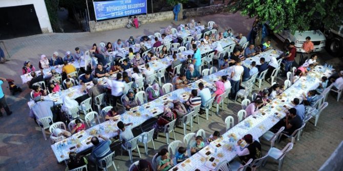 Büyükşehir 469 Noktada İftar Sofrası Kuracak
