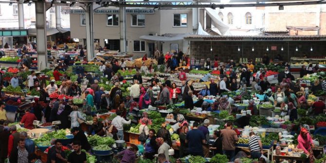 Halk Pazarında Ramazan Bereketi
