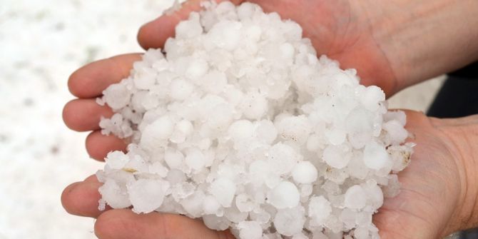 Dolu Yağdı Her Yer Bembeyaz Oldu