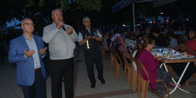 Başkan Kayda, İlk İftarını Vatandaşlarla Birlikte Açtı