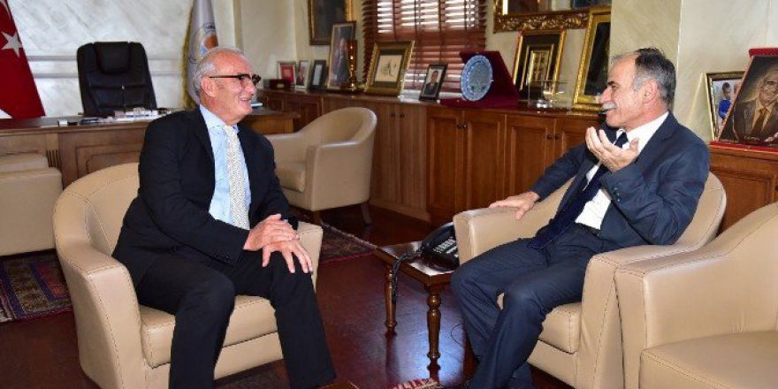 Rektör Akan’dan Veda Ziyaretleri