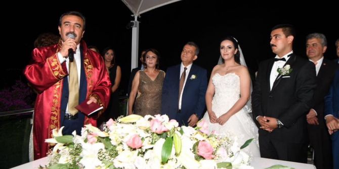 Başkan Çetin, Kızının Nikahını Kıydı