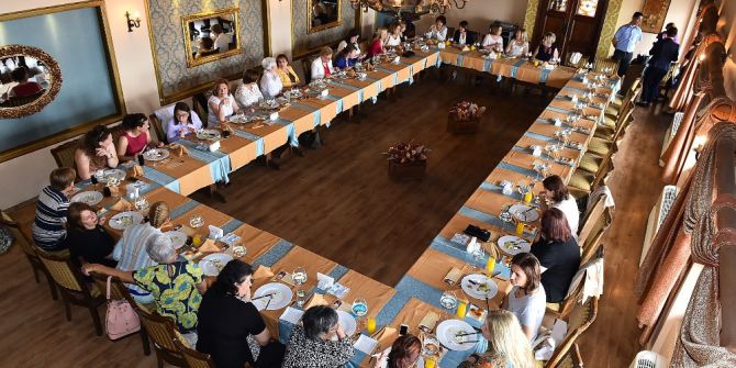 Başkan Eşleri Hasret Giderdi