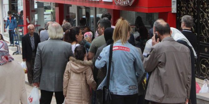 Bursa’da Ucuz Et İzdihamı