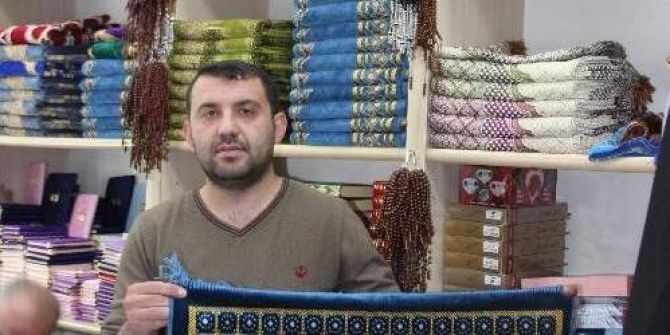 Ramazanda Namaz Öğreten Seccadelere İlgi Artıyor
