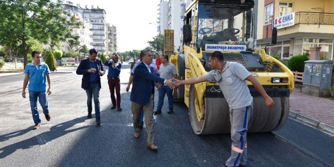 Başkan Uysal Asfalt Çalışmalarını Yerinde Denetledi