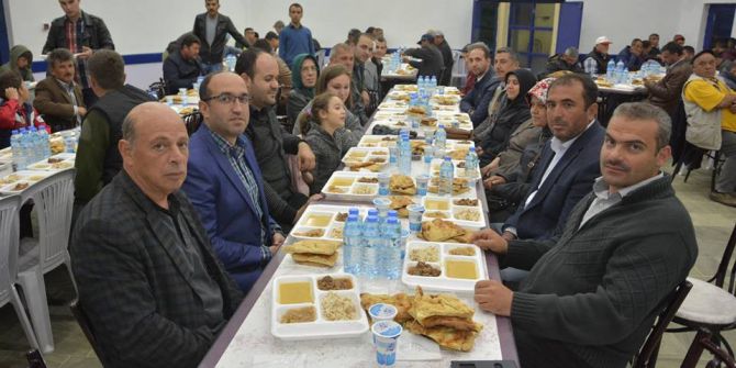 Başkan Çöl, İlk İftarını Vatandaşlarla Birlikte Açtı