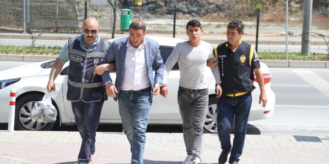 Maskeli Şehir Eşkıyaları 66 Yaşındaki Adamı Hastanelik Etti