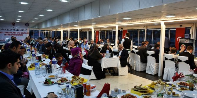 Vali Karadeniz, İlk İftarını Şehit Yakınları İle Açtı