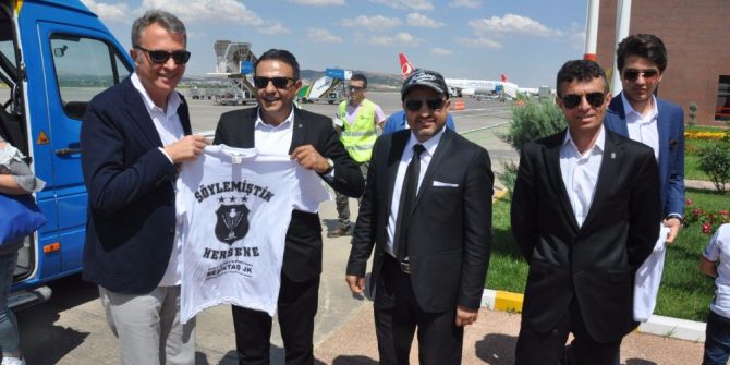 Fikret Orman’a 3 Yıldızlı Tişört