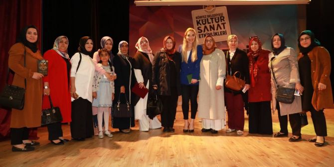 ‘Osmanlı’da Kadının Rolü’ Konferansı Büyük İlgi Gördü