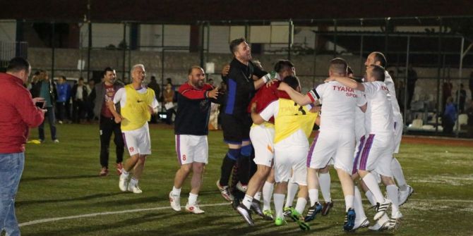 Niğde Belediyesinin 6.’sını Düzenlediği Futbol Turnuvasının Galibi 1970 Tyana Futbol Takımı Oldu