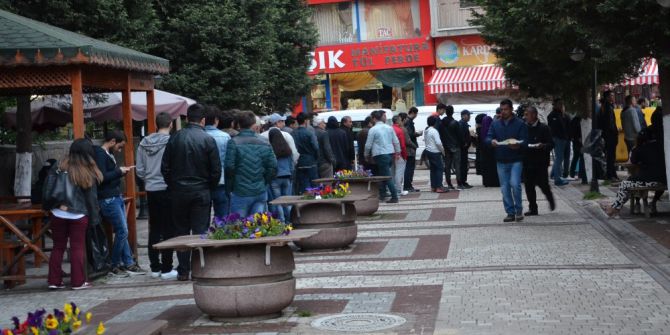 Bozüyük Belediyesi İftar Çadırında İlk Oruçlar Açıldı