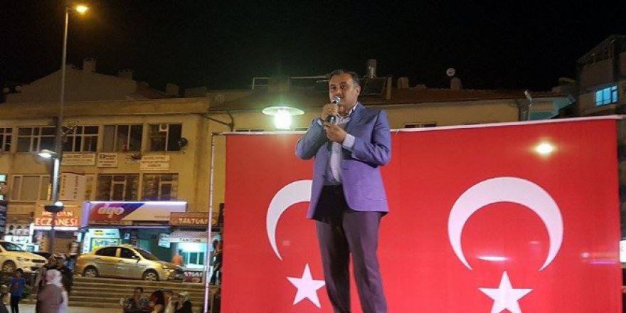 Develi’de Demokrasi Nöbetleri Sürüyor