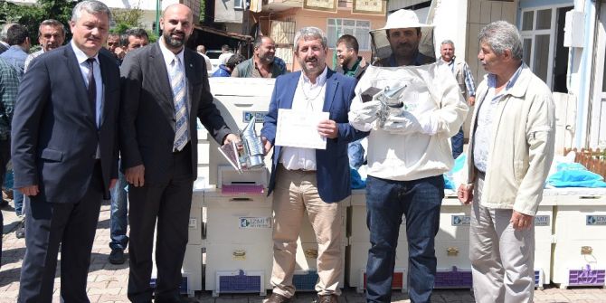 İzmit’te Arıcılar Belgelendi