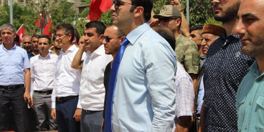 Ergani’de ‘Demokrasi Yürüyüşü’