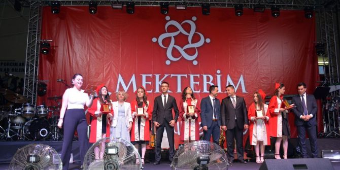 Mektebim’de Mezuniyet Töreni Yapıldı