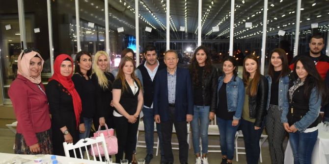 Başkan Uğur, Büyükşehir Personeli İle İftarda Buluştu