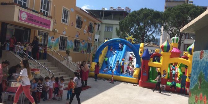 Bozdoğanlı Minikler Eğlendi