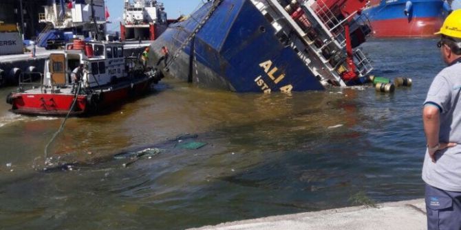 Batan Gemideki Yük Boşaltılacak