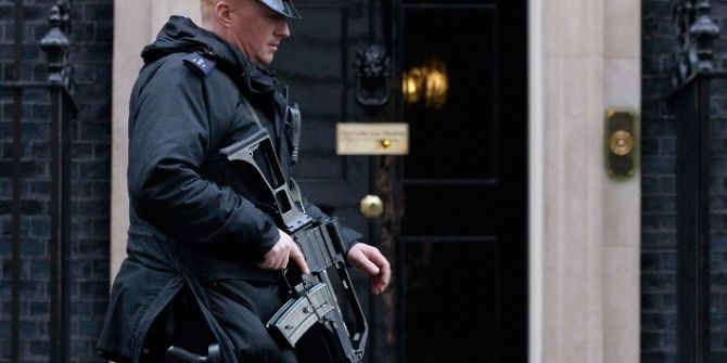 İngiliz İstihbaratı: "İngiltere’de 23 Bin Potansiyel Terörist Var"