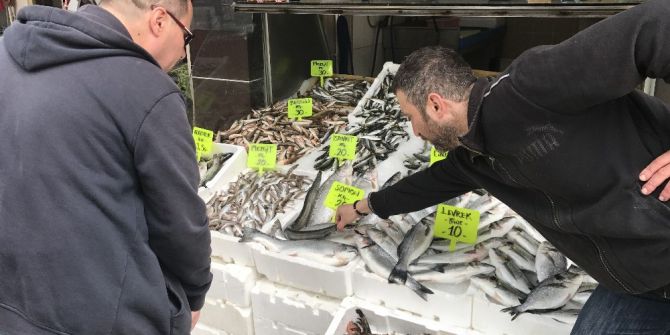 Ramazan Geldi, Balık Fiyatları Düştü