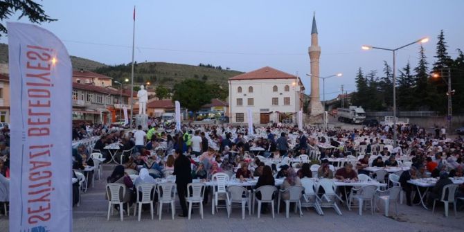 Seyitgazi’de İftar Buluşmaları Başlıyor