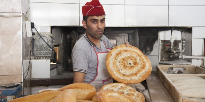 Fırıncıların Zorlu Mesaisi Başladı