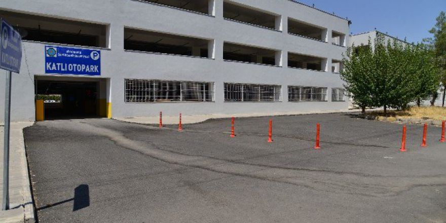 Çok Katlı Otopark Hizmete Girdi